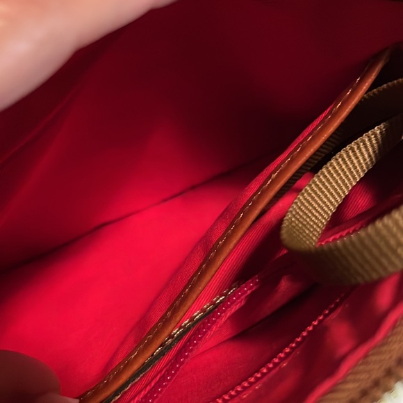 EUC Dooney & Bourke crossbody - Picture 7 of 9